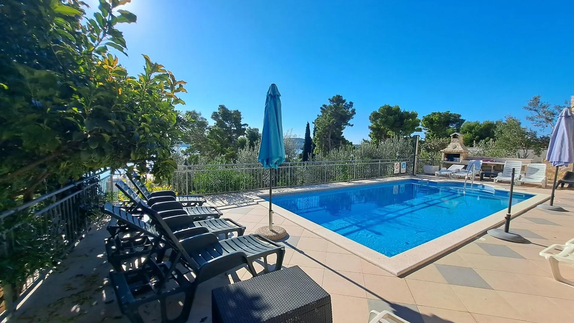 Apartments Zgogo Trogir 0*,  Kroatië