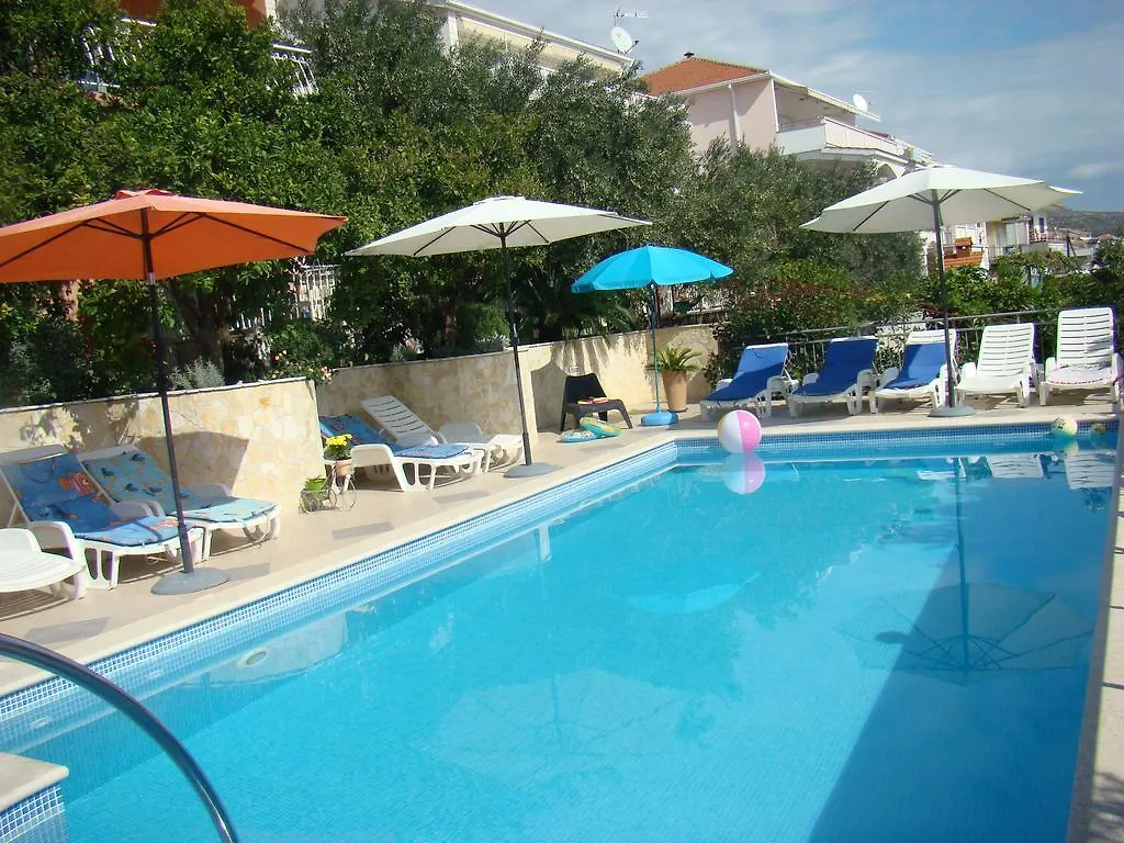 Apartments Zgogo Trogir